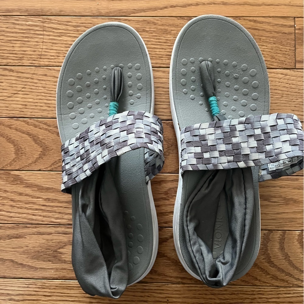 [US8]Vionic Serena Tia Thong Sandals with Woven Strap - Picture 2 of 7